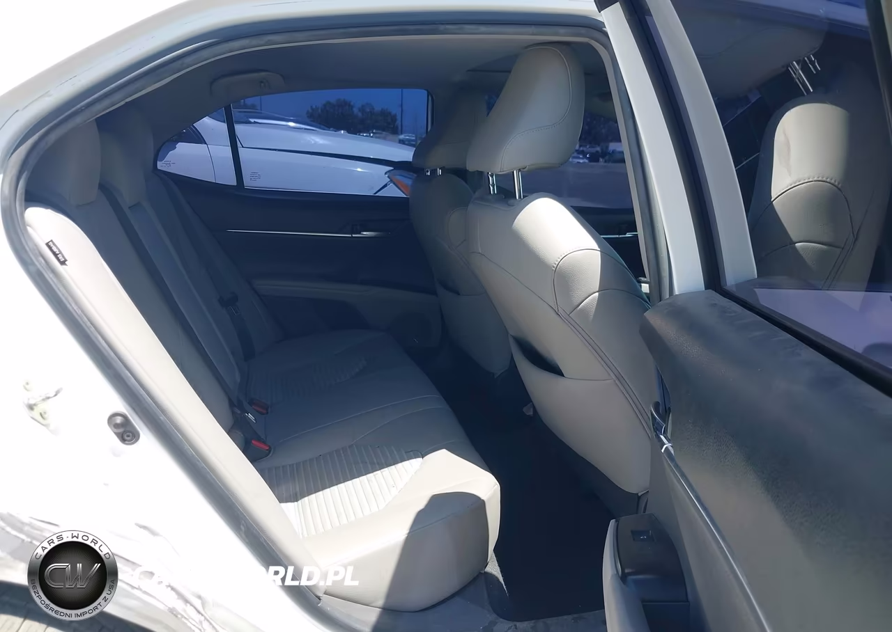 2019 Toyota Camry Se VIN:4T1B11HK7KU725233 - 8
