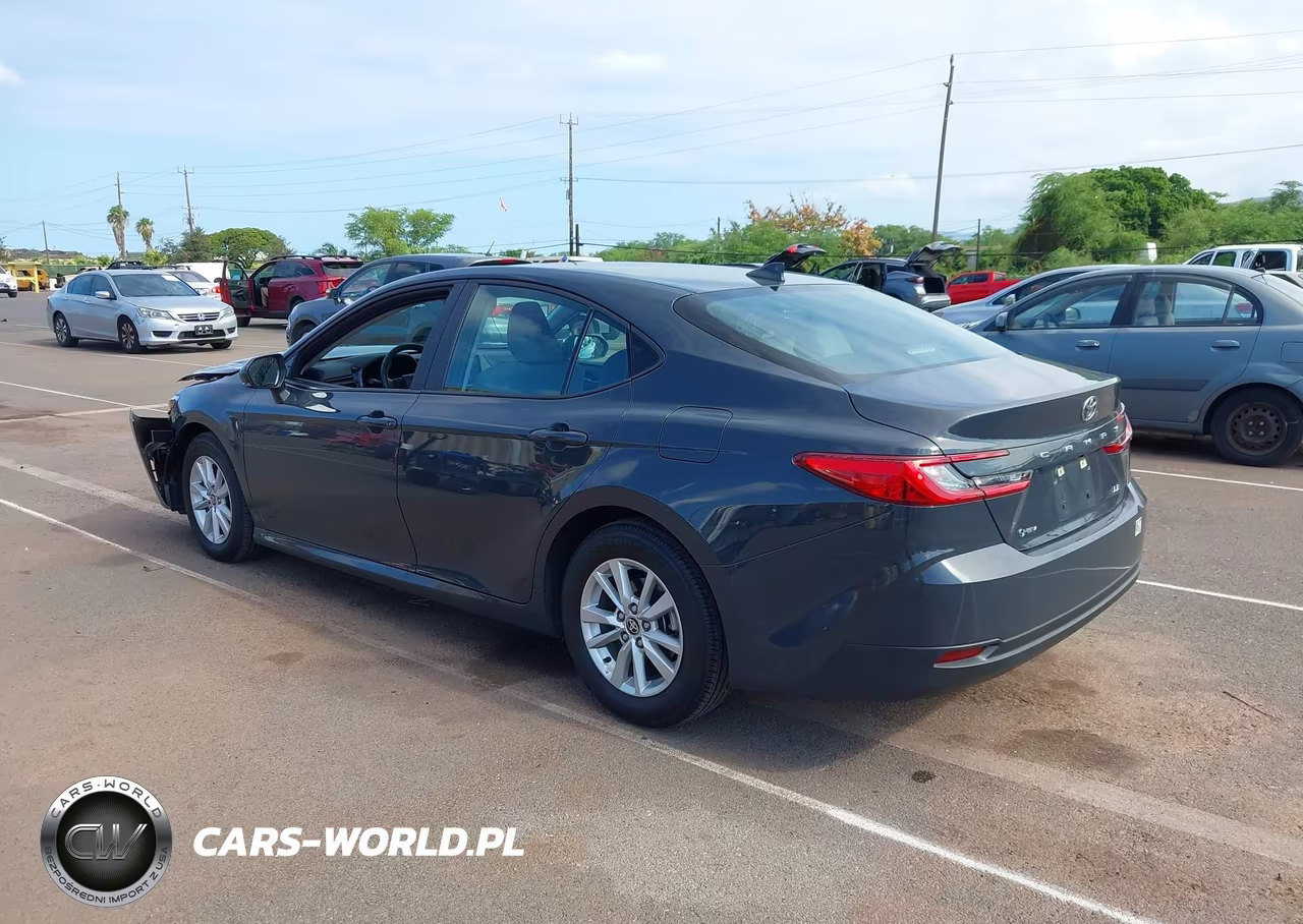 2025 Toyota Camry Le VIN:4T1DAACK1SU606688 - 3