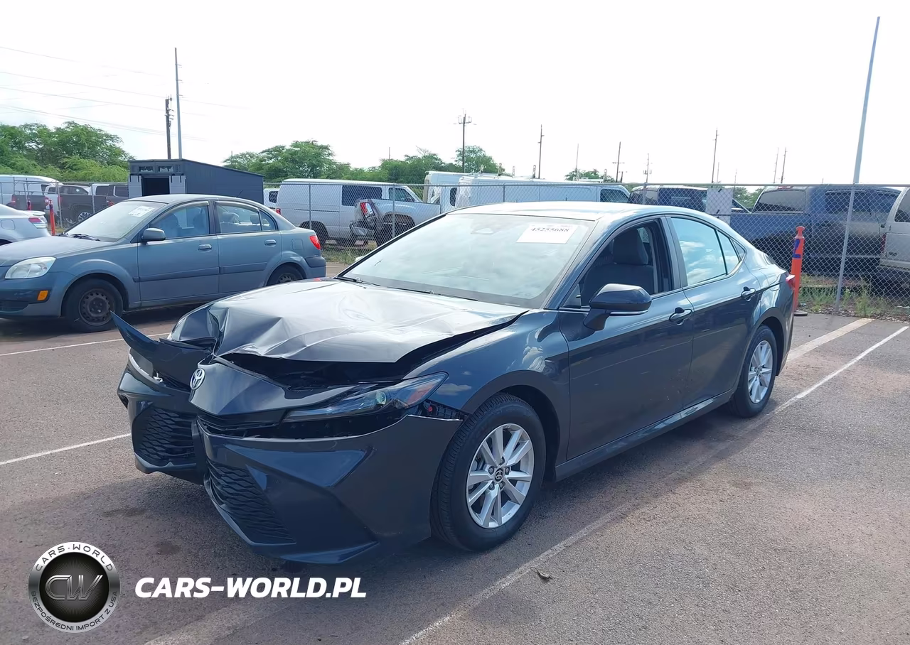 2025 Toyota Camry Le VIN:4T1DAACK1SU606688 - 6