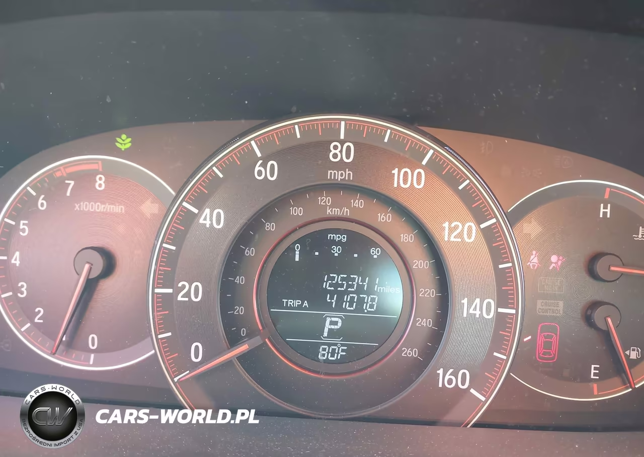 2017 Honda Accord Sport VIN:1HGCR2F52HA208910 - 7