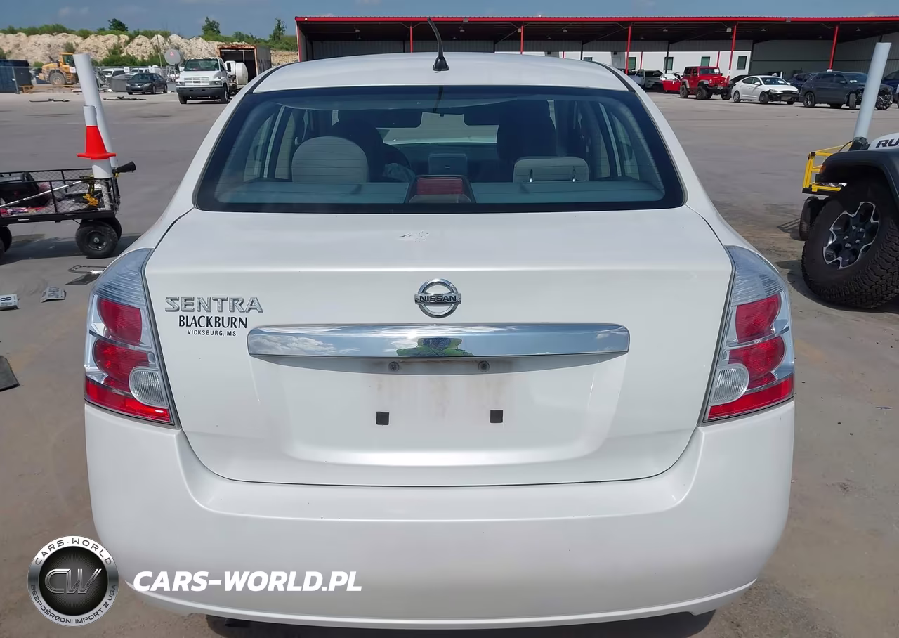 2010 Nissan Sentra 2.0S VIN:3N1AB6AP6AL630335 - 17