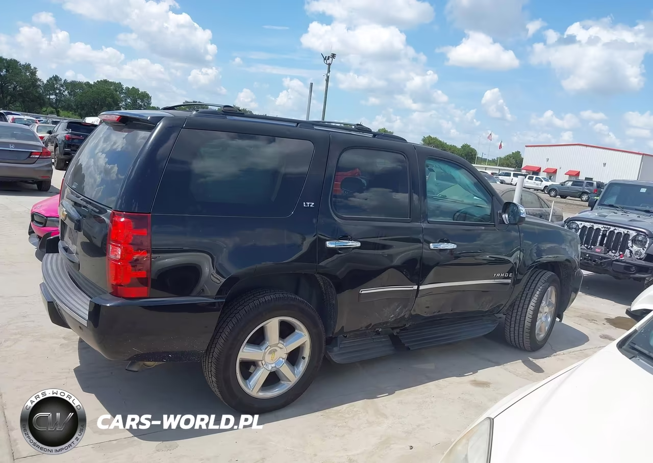 2013 Chevrolet Tahoe Ltz VIN:1GNSCCE06DR347819 - 12