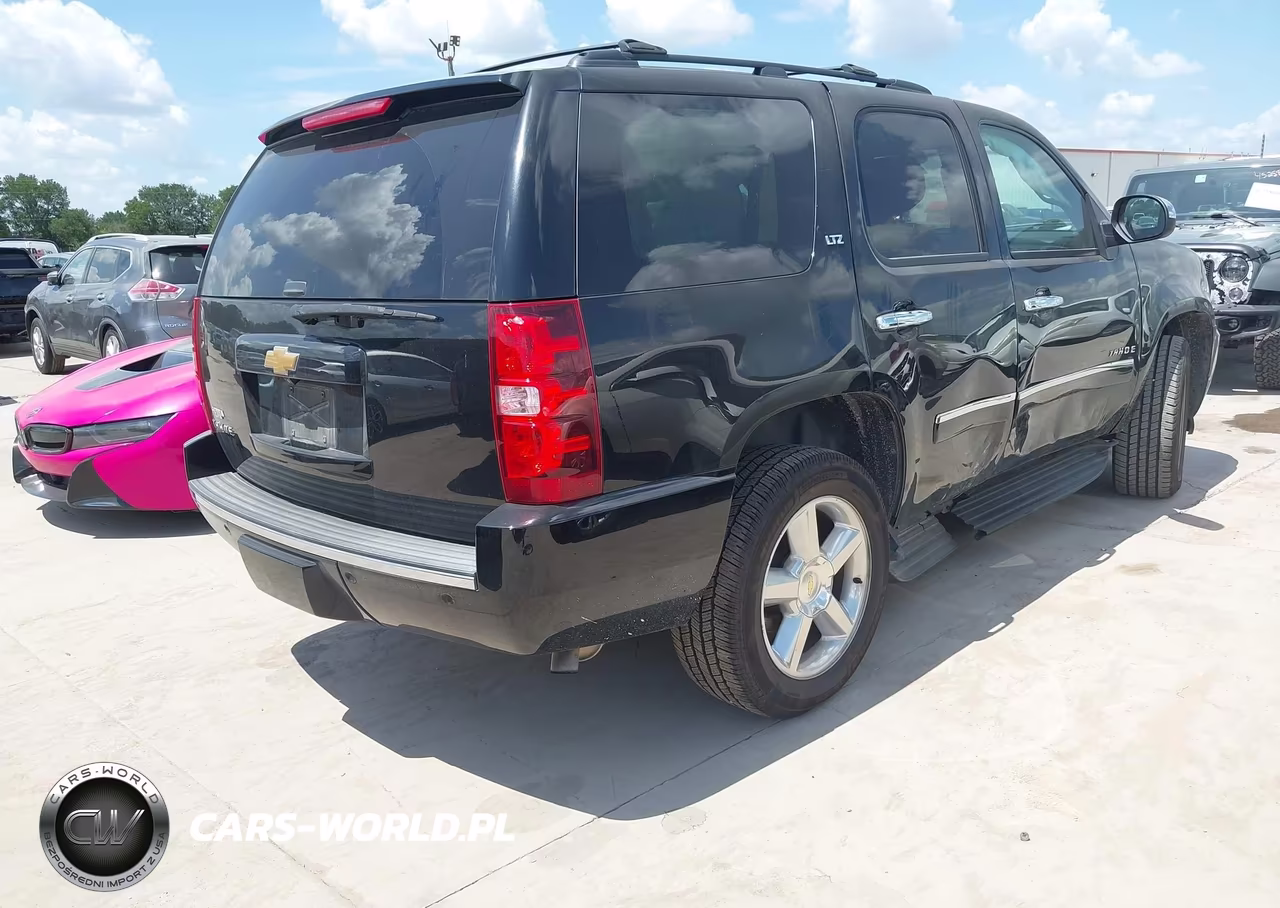 2013 Chevrolet Tahoe Ltz VIN:1GNSCCE06DR347819 - 4