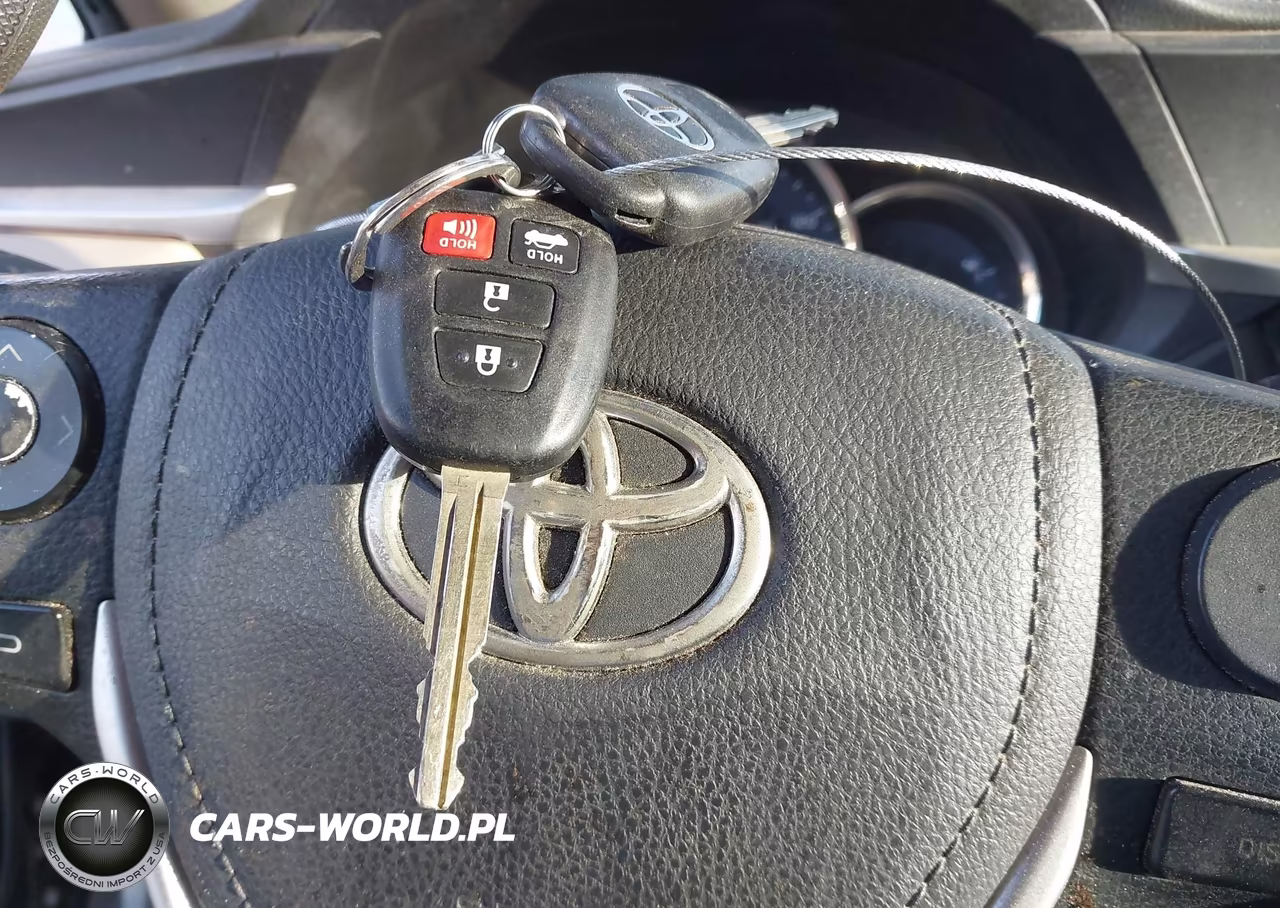 2015 Toyota Corolla Le VIN:5YFBURHE6FP342536 - 11