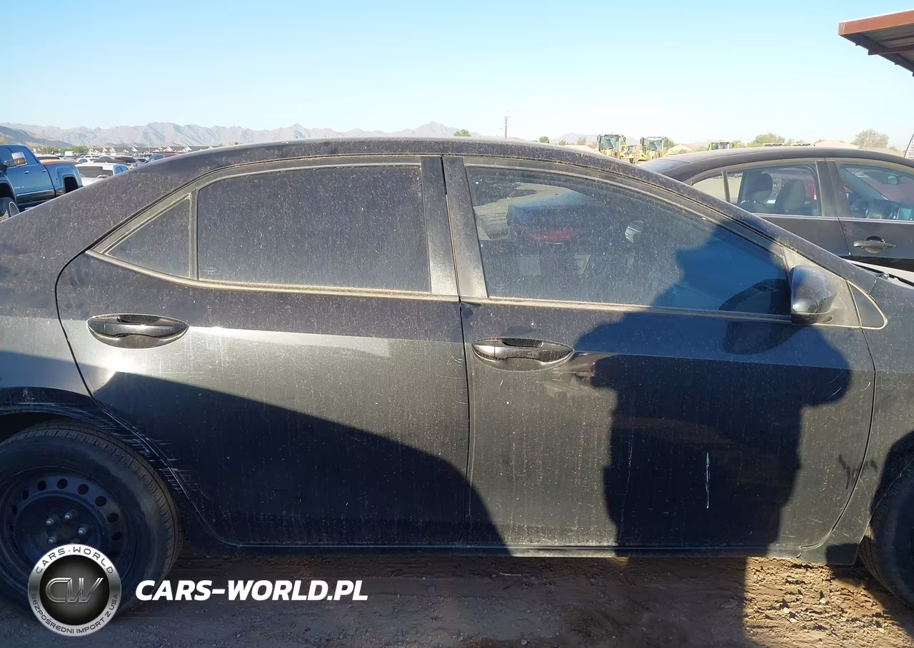 2015 Toyota Corolla Le VIN:5YFBURHE6FP342536 - 13