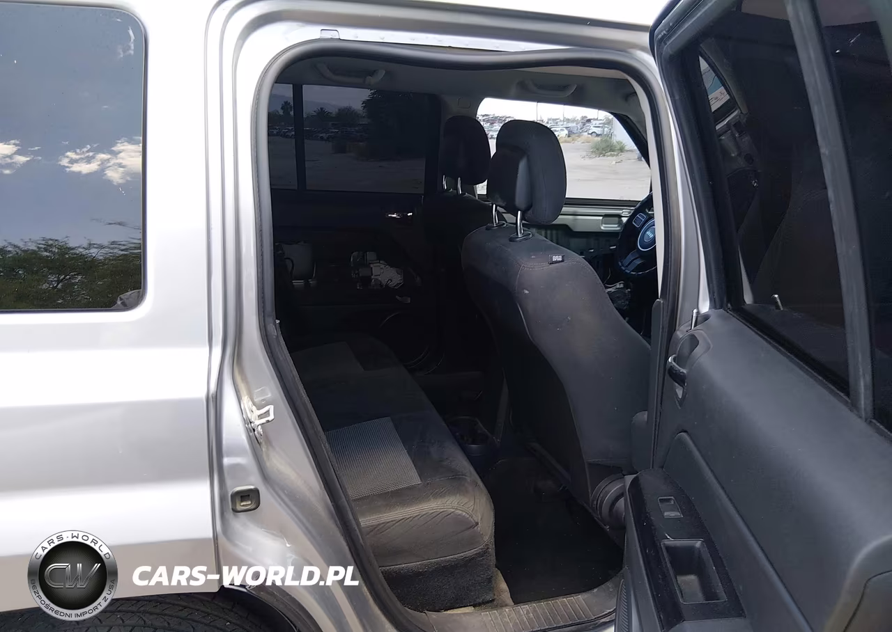 2017 Jeep Patriot Sport Fwd VIN:1C4NJPBB6HD170958 - 8