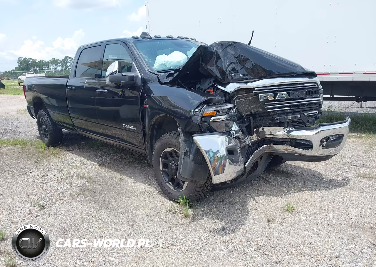 2025 Ram 3500 Laramie 4X4 8' Box