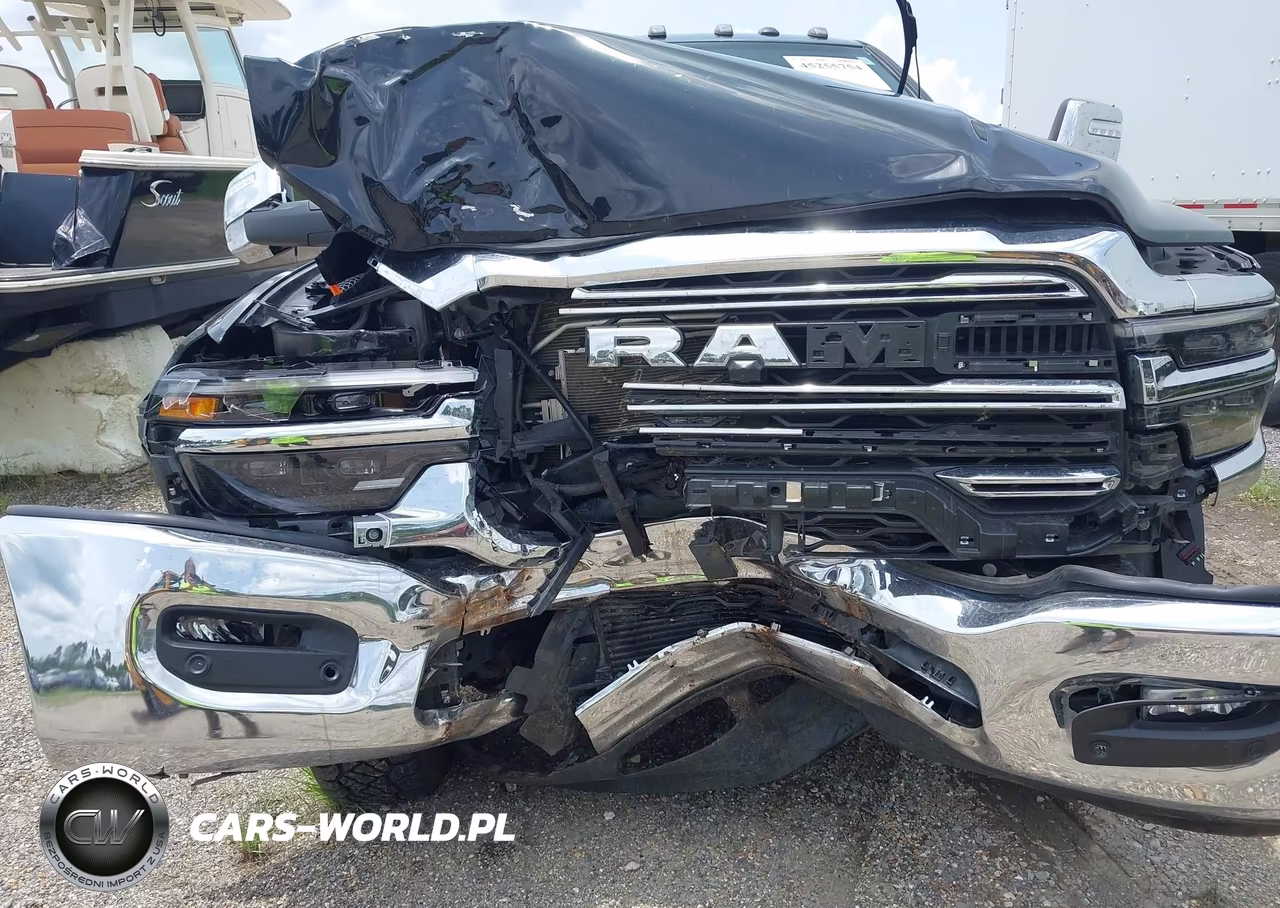 2025 Ram 3500 Laramie 4X4 8' Box VIN:3C63R3JL0SG529094 - 6