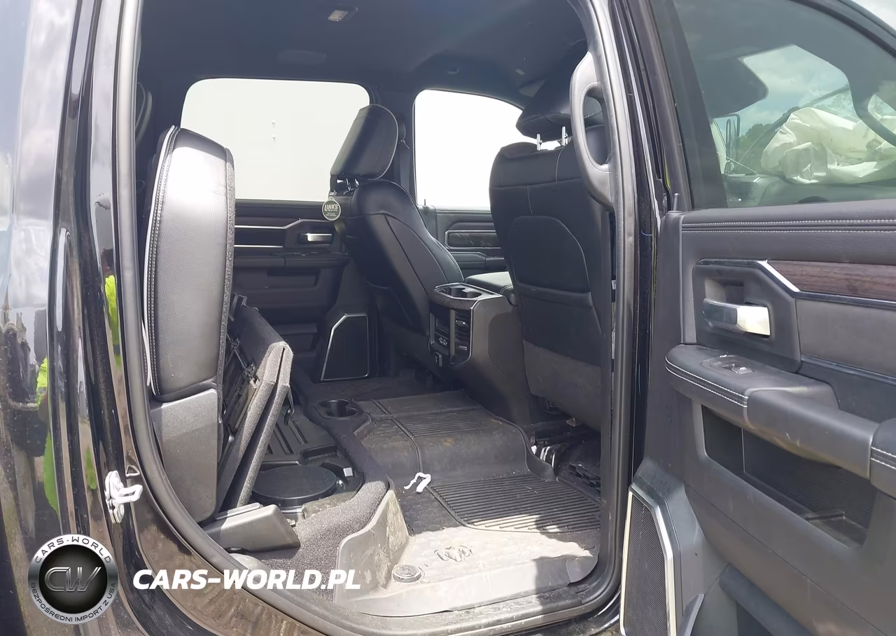 2025 Ram 3500 Laramie 4X4 8' Box VIN:3C63R3JL0SG529094 - 8