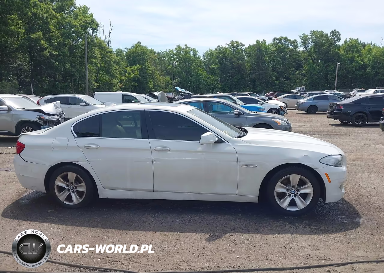 2013 BMW 528I xDrive VIN:WBAXH5C5XDDW13511 - 12