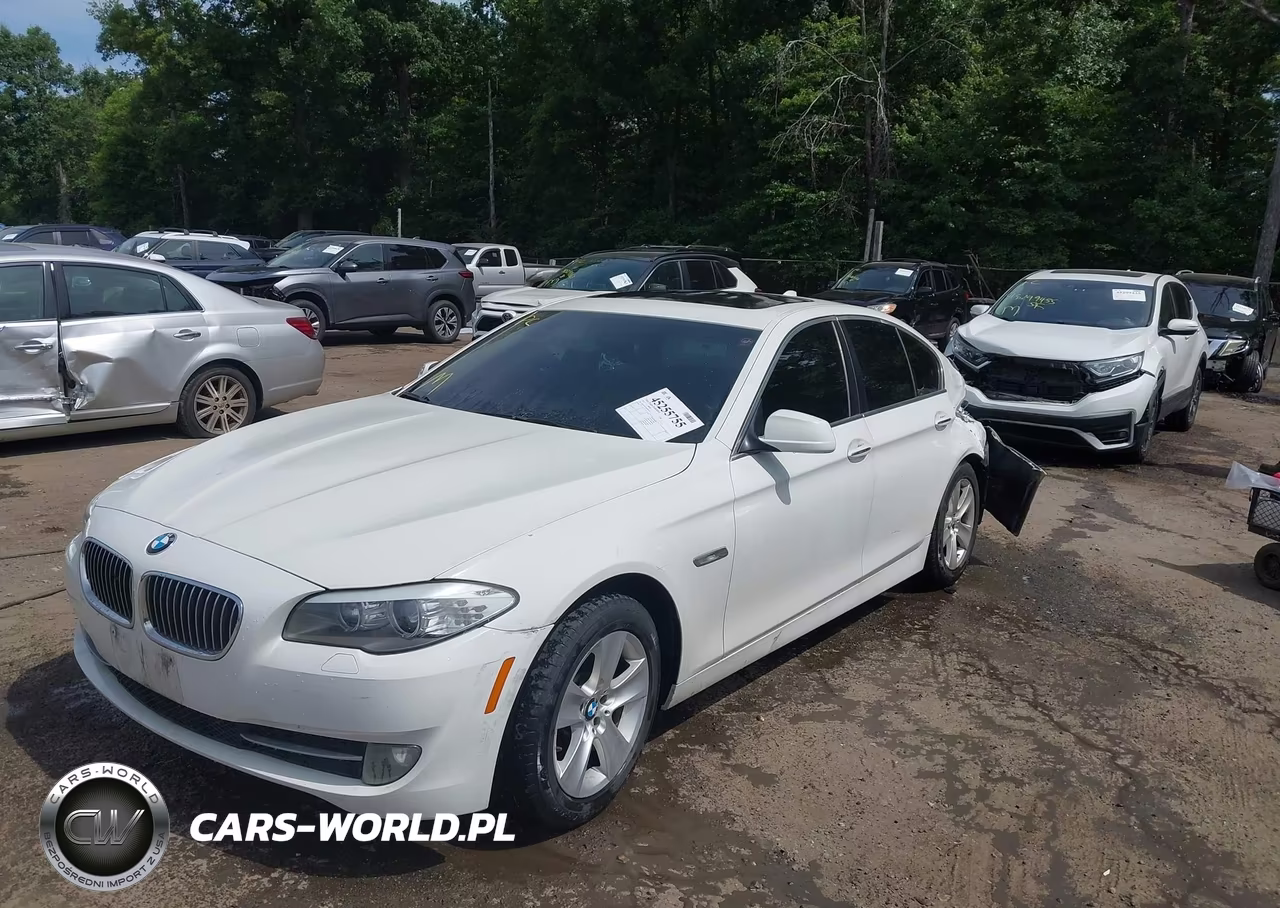 2013 BMW 528I xDrive VIN:WBAXH5C5XDDW13511 - 2