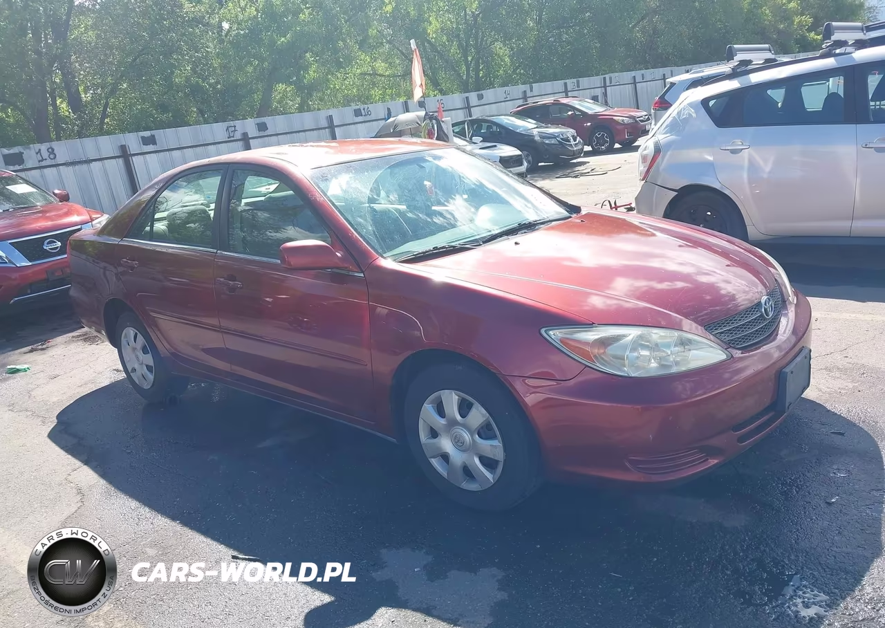 2002 Toyota Camry Le – zdjęcie 1 z 16