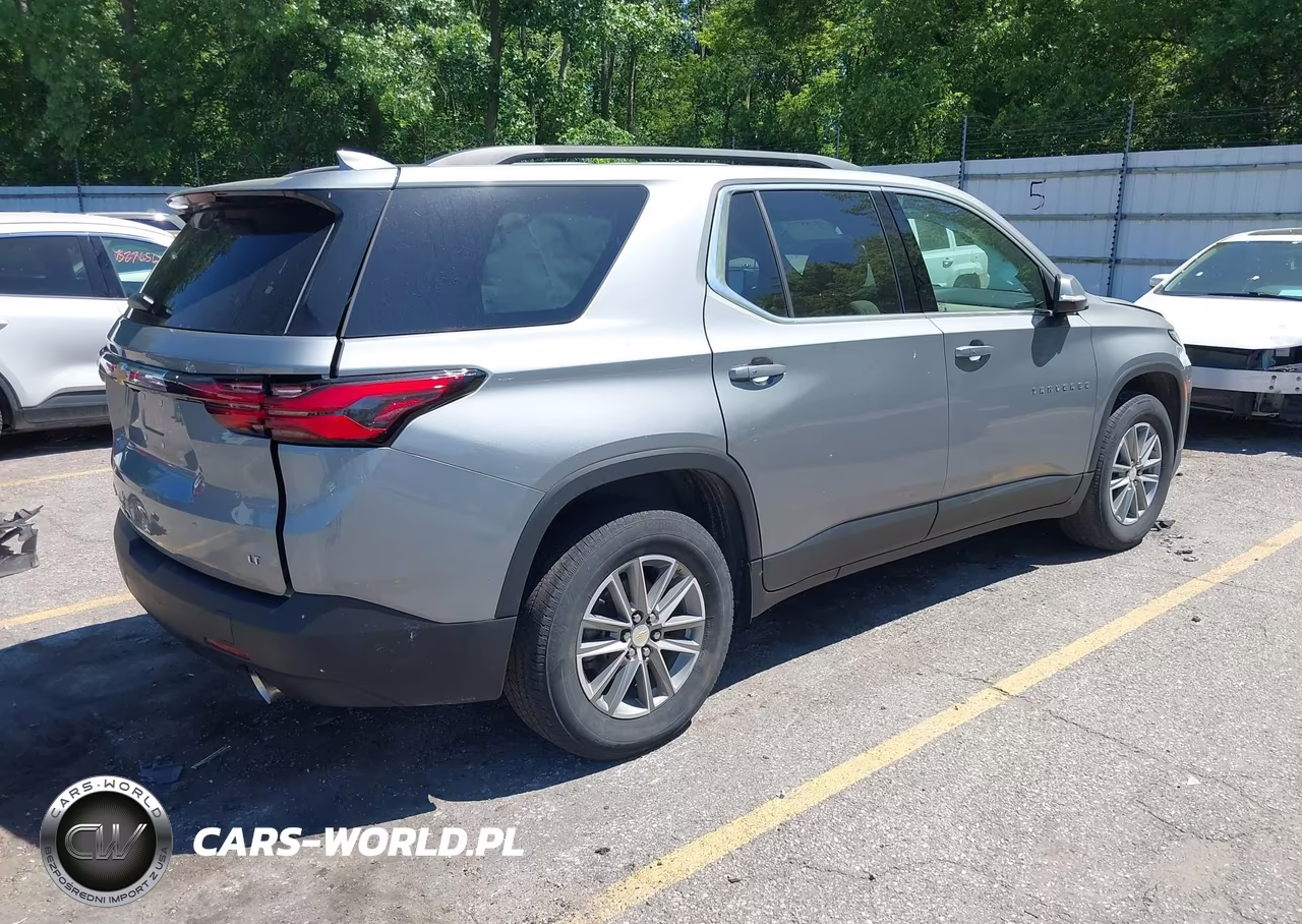 2023 Chevrolet Traverse Awd Lt Cloth VIN:1GNEVGKW3PJ267324 - 4