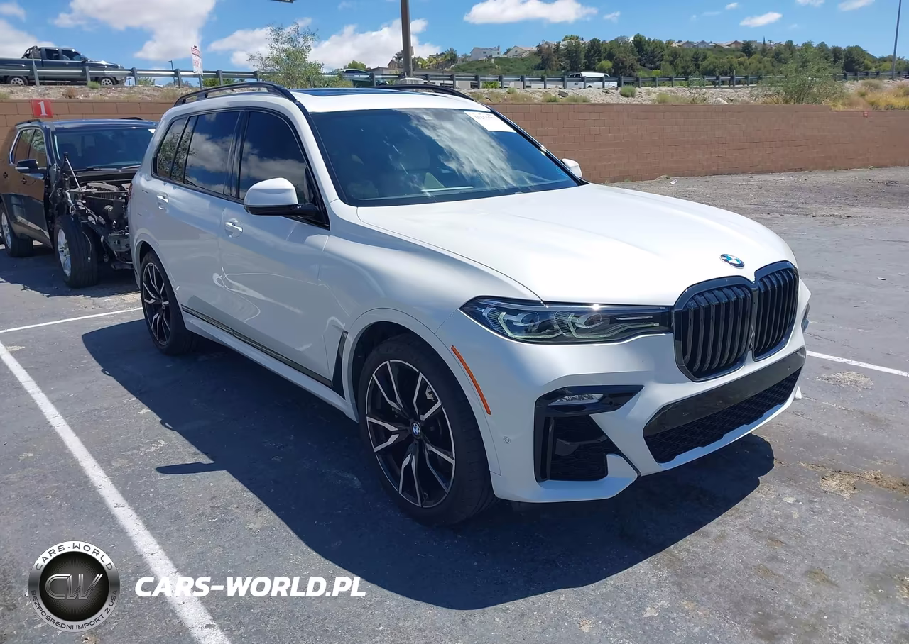 2022 BMW X7 xDrive40I – zdjęcie 1 z 16