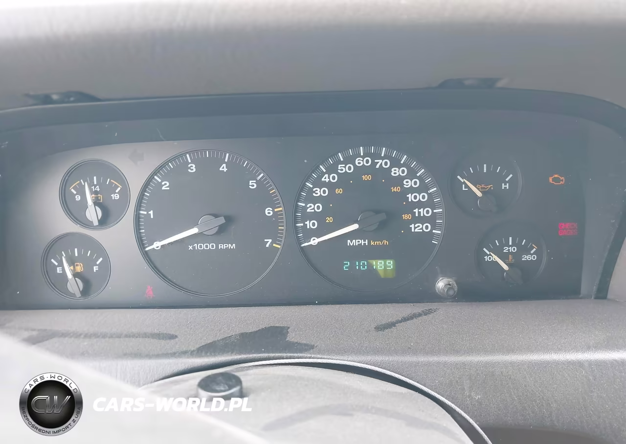 2004 Jeep Grand Cherokee Laredo VIN:1J8GX48S54C231822 - 7