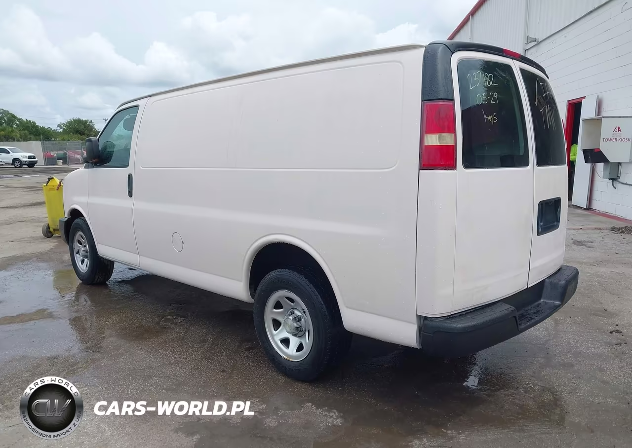 2006 Chevrolet Express Work Van VIN:1GCFG15X361237182 - 3
