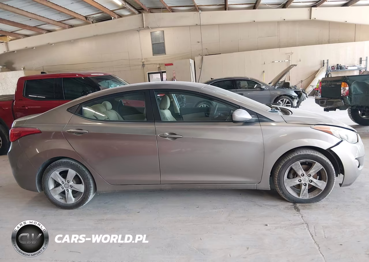 2012 Hyundai Elantra Gls VIN:5NPDH4AE5CH064280 - 13