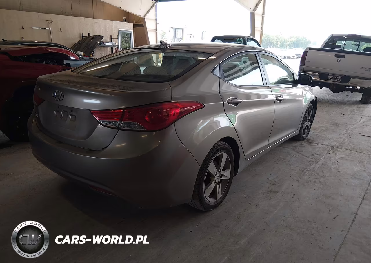 2012 Hyundai Elantra Gls VIN:5NPDH4AE5CH064280 - 4