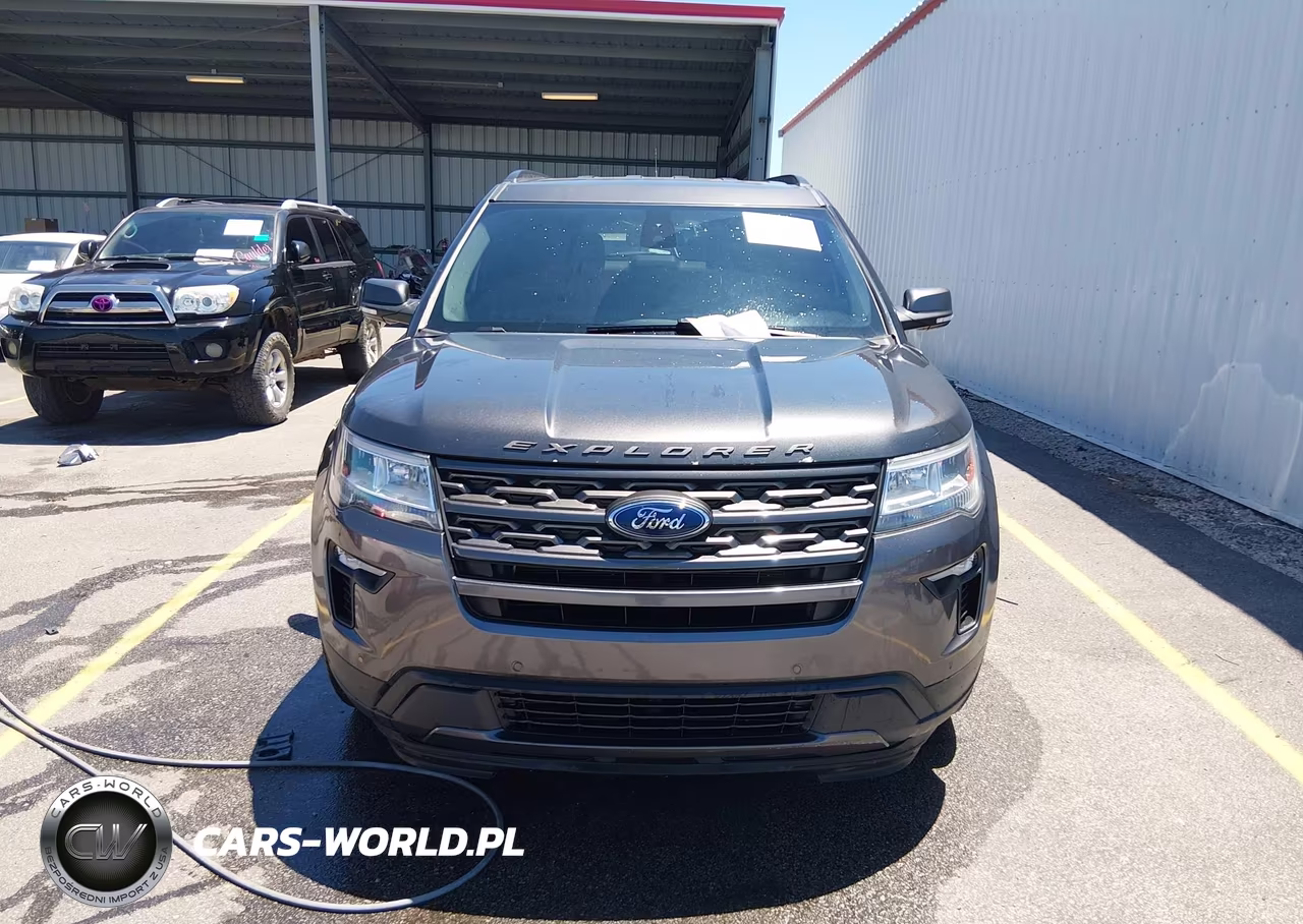 2018 Ford Explorer Xlt VIN:1FM5K7D86JGB26165 - 12