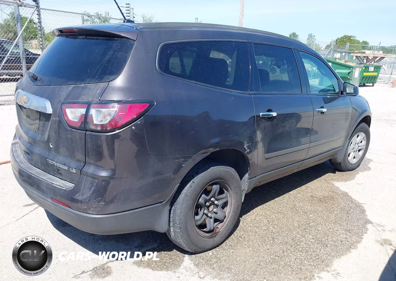 2013 Chevrolet Traverse Ls VIN:1GNKRFED9DJ100120 - 4
