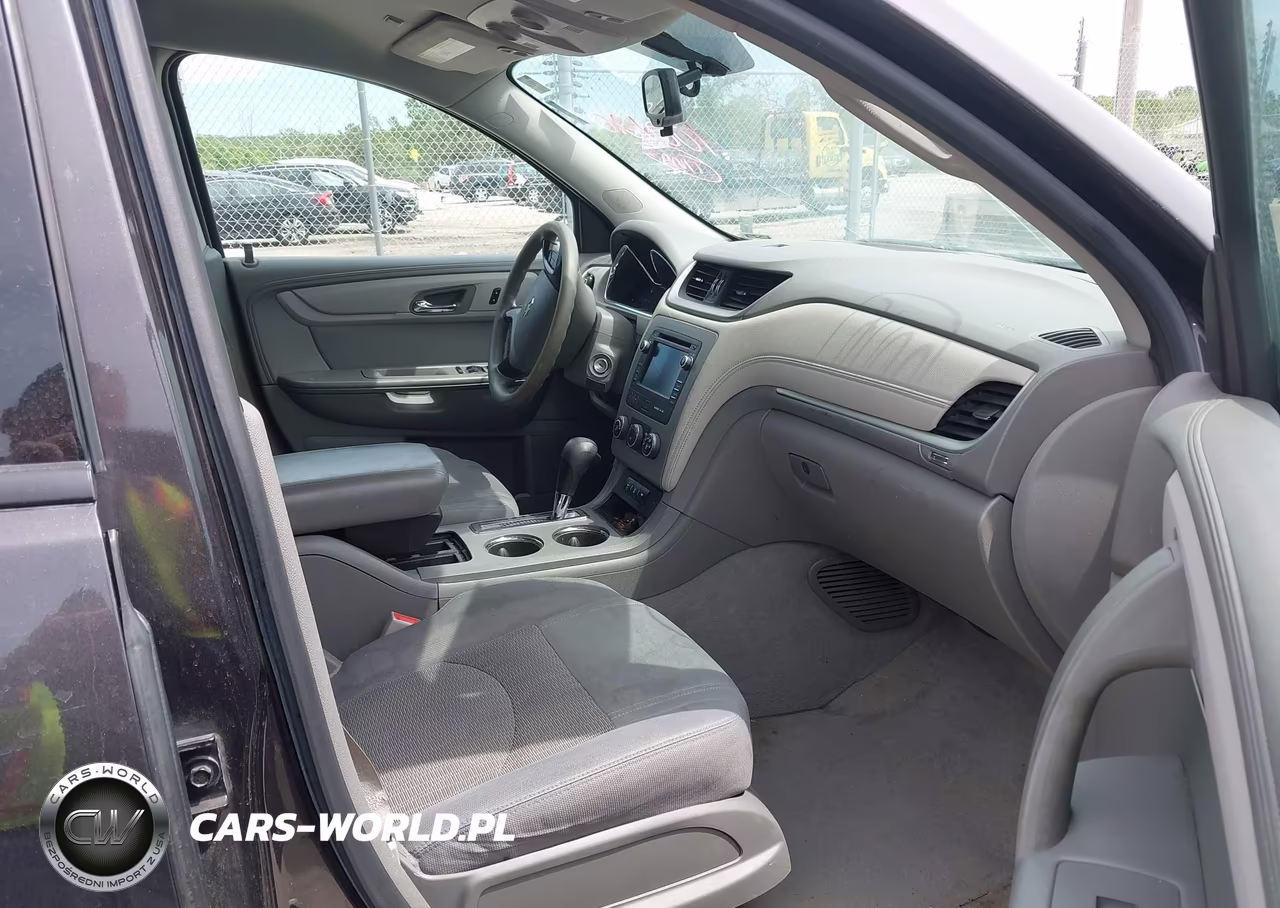 2013 Chevrolet Traverse Ls VIN:1GNKRFED9DJ100120 - 5
