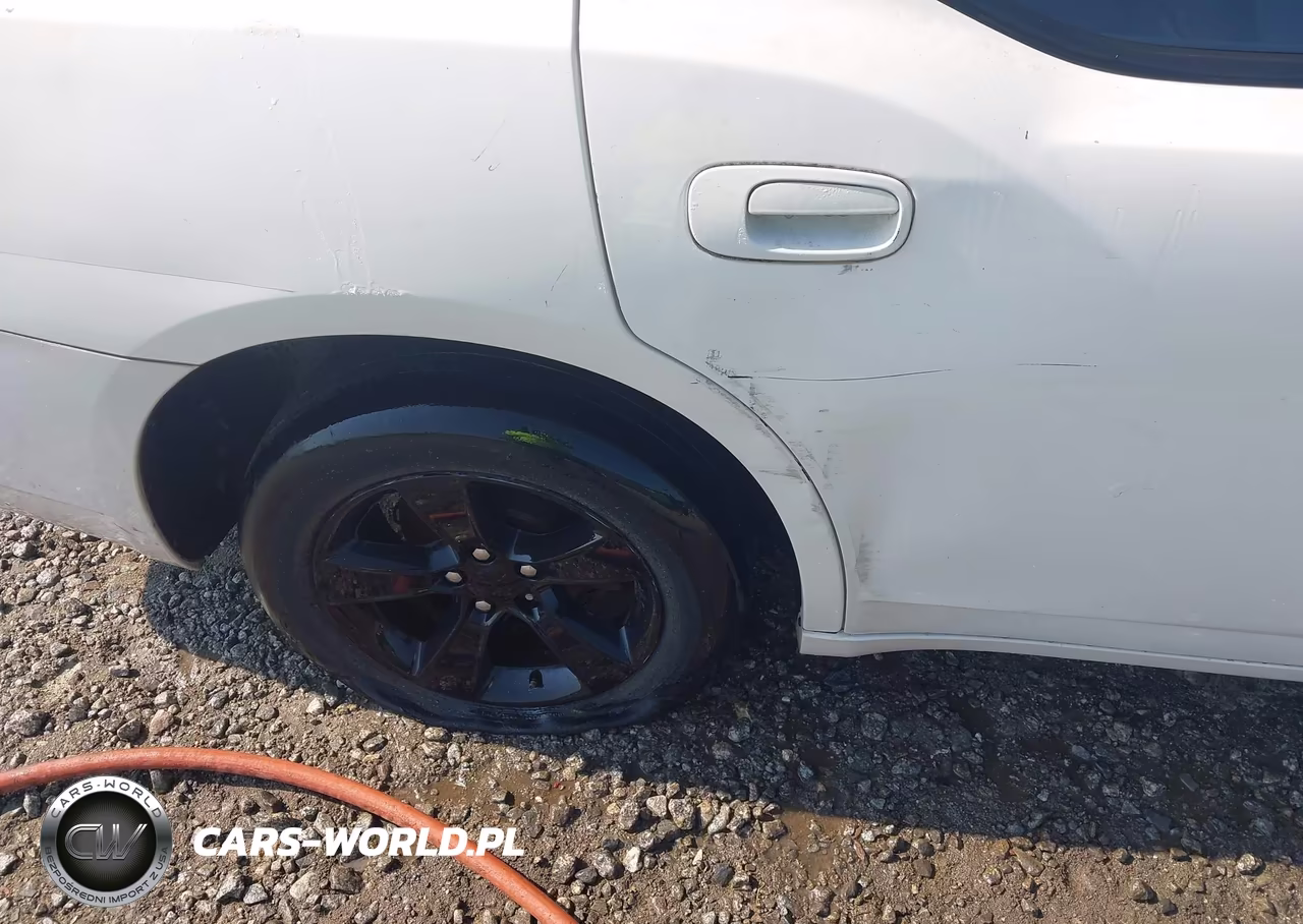 2007 Dodge Charger VIN:2B3LA43R77H724903 - 14