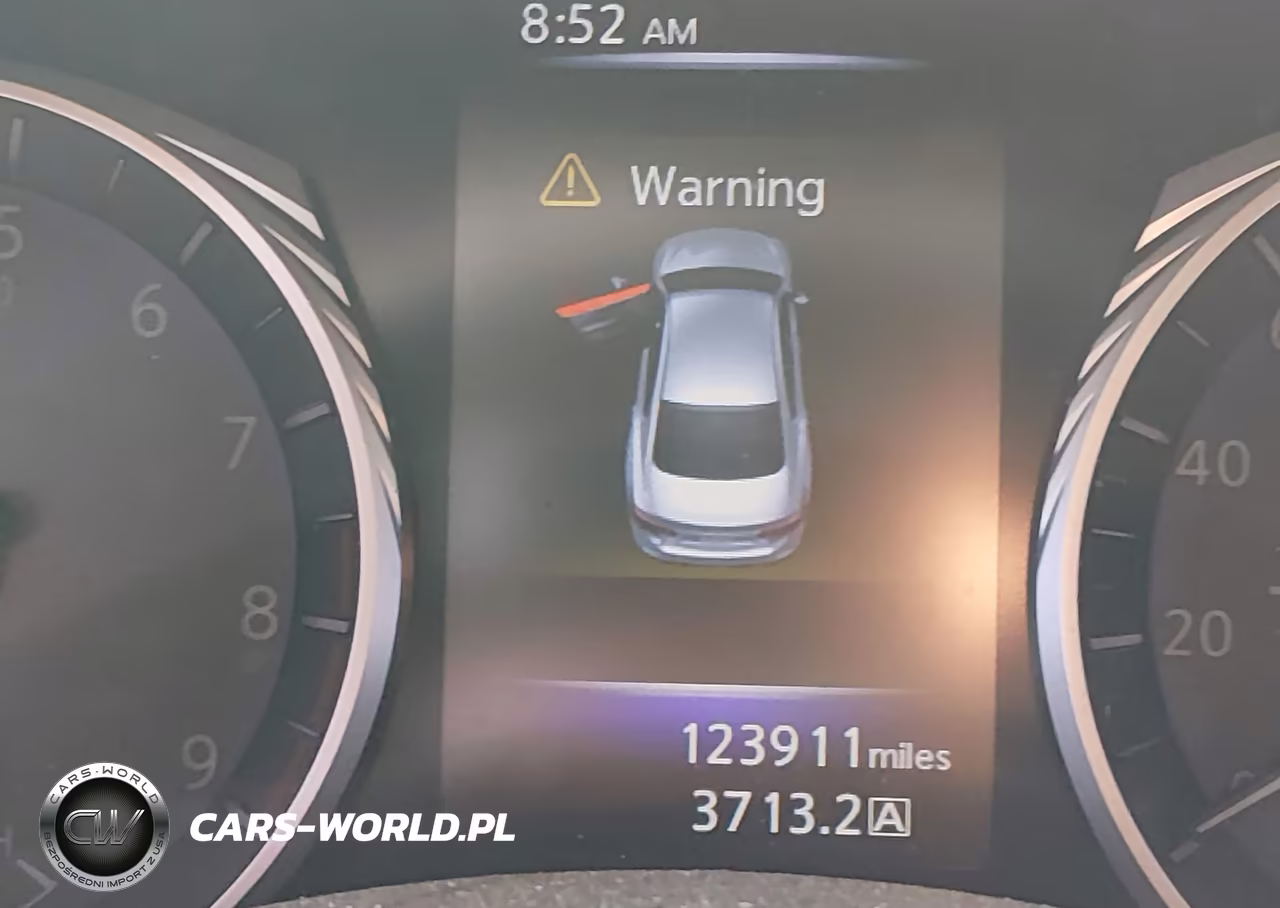 2015 Infiniti Q50 Premium VIN:JN1BV7AP1FM330829 - 15