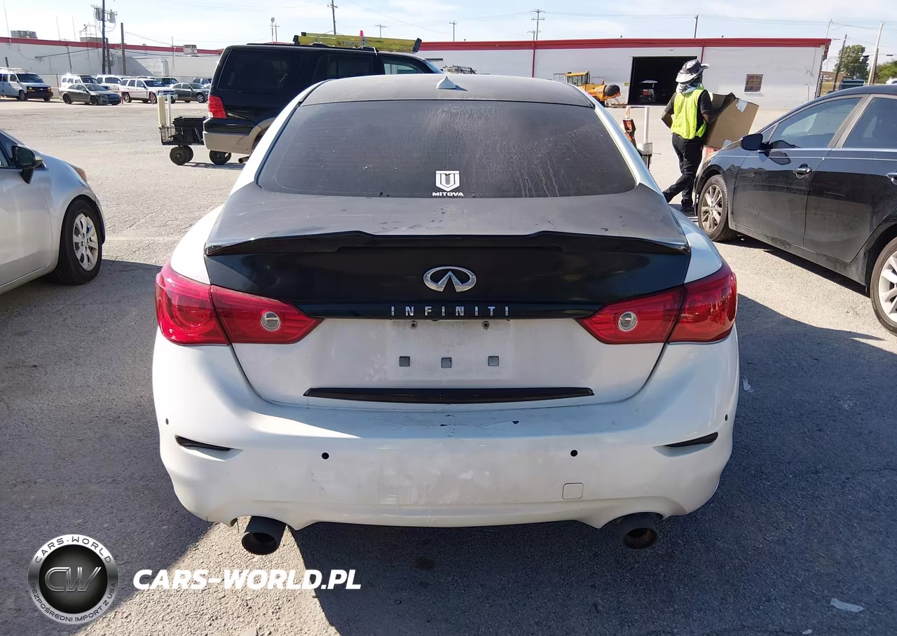 2015 Infiniti Q50 Premium VIN:JN1BV7AP1FM330829 - 16