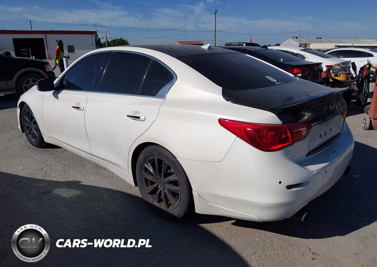 2015 Infiniti Q50 Premium VIN:JN1BV7AP1FM330829 - 3