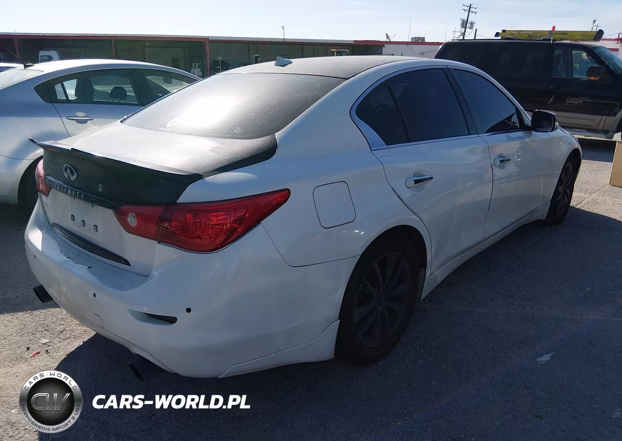 2015 Infiniti Q50 Premium VIN:JN1BV7AP1FM330829 - 4