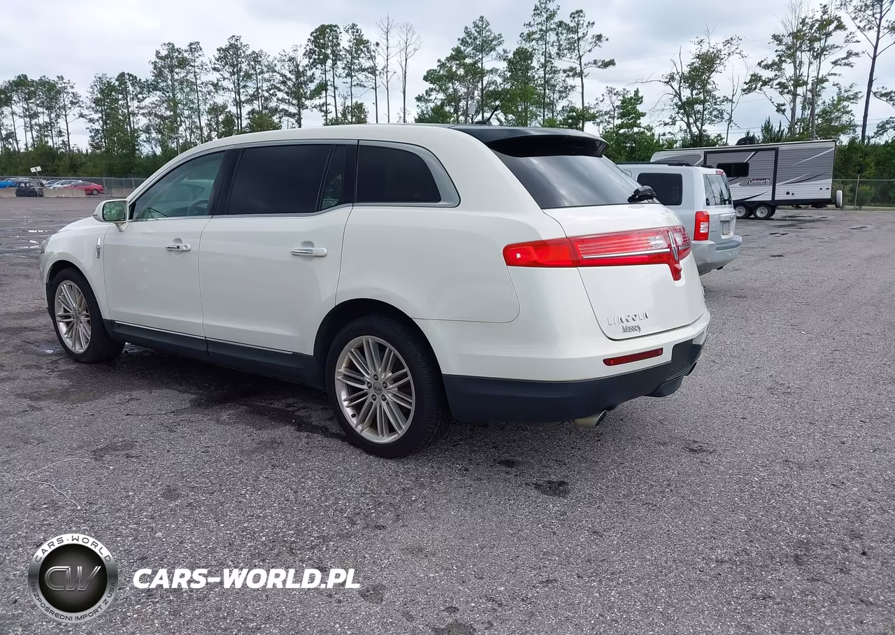 2014 Lincoln Mkt Ecoboost VIN:2LMHJ5ATXEBL52000 - 3