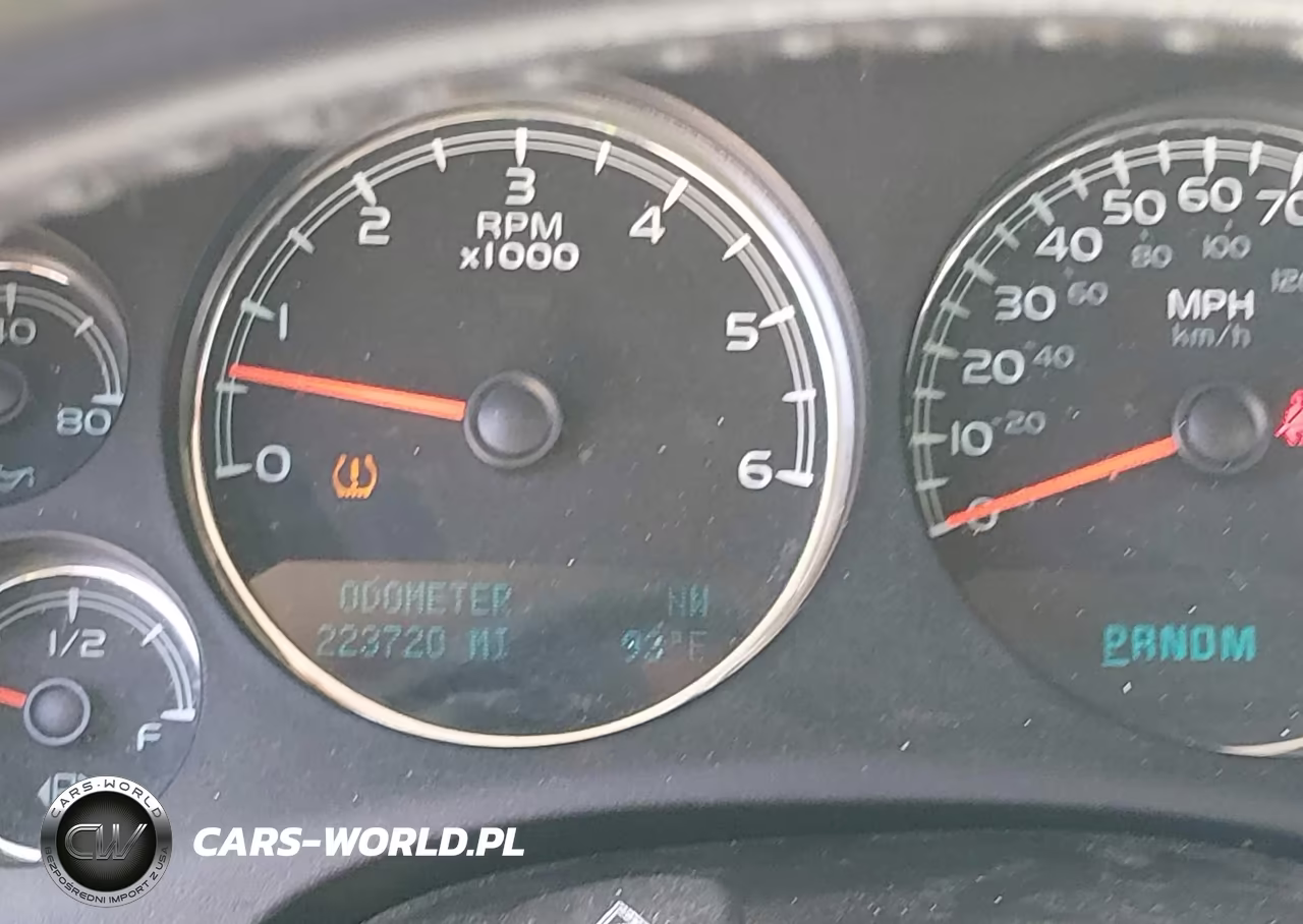 2010 Chevrolet Tahoe Lt VIN:1GNUCBE03AR267831 - 7