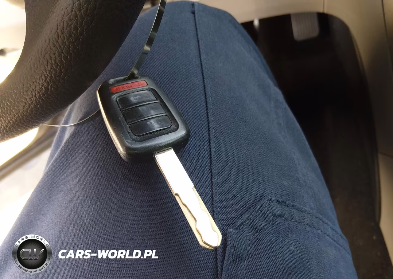 2017 Honda Accord Lx VIN:1HGCR2F30HA246179 - 11