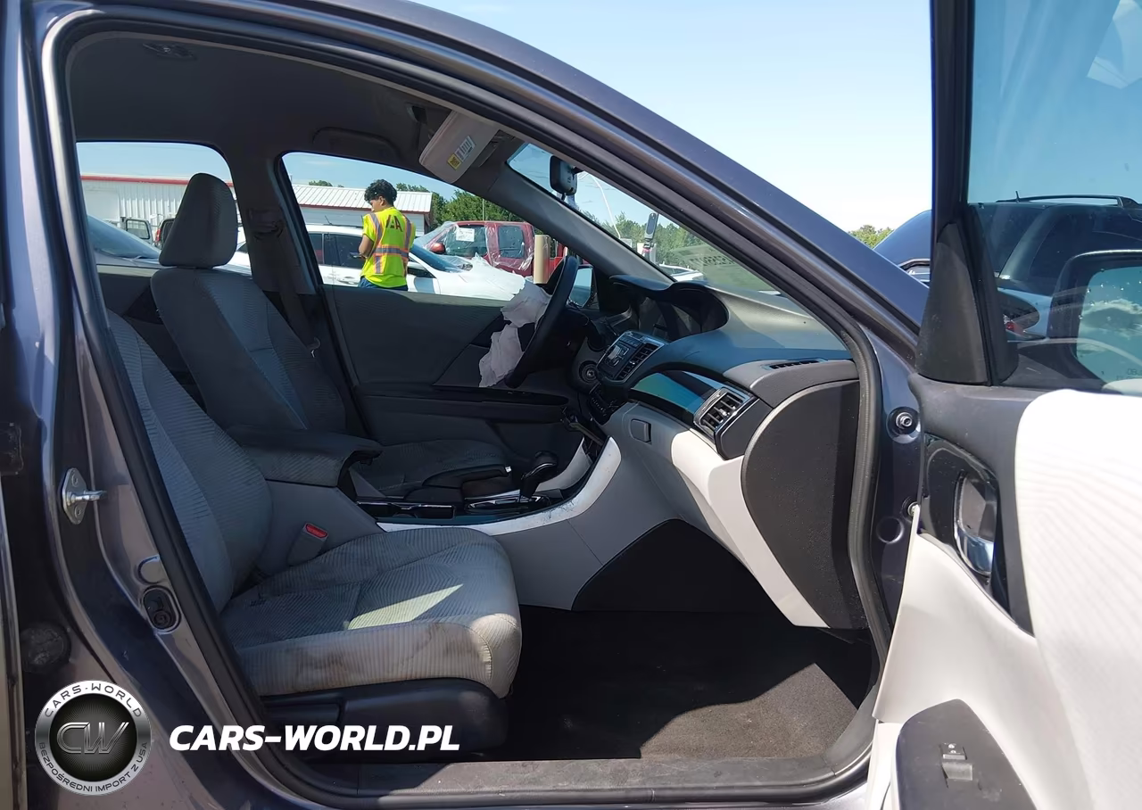 2017 Honda Accord Lx VIN:1HGCR2F30HA246179 - 5