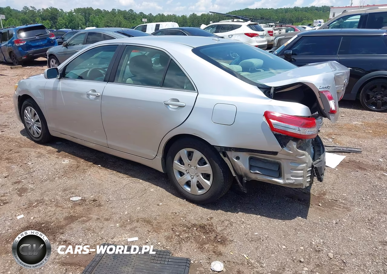 2010 Toyota Camry Le VIN:4T4BF3EK9AR026417 - 3