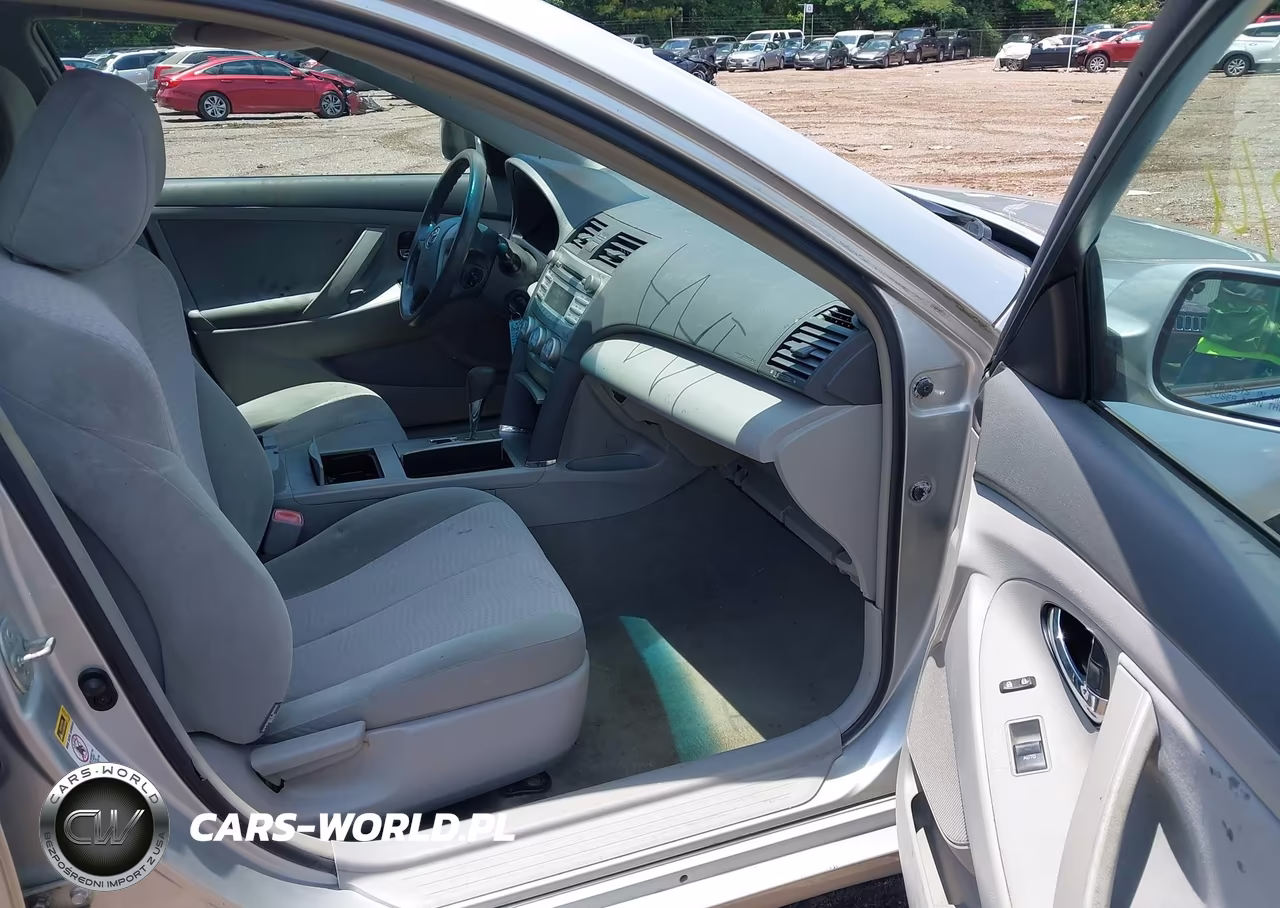 2010 Toyota Camry Le VIN:4T4BF3EK9AR026417 - 5