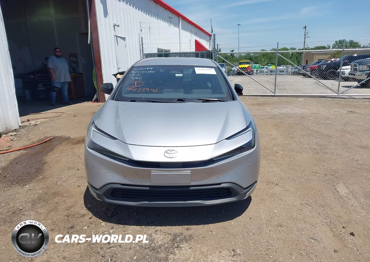2024 Toyota Prius Le Awd-E VIN:JTDADABU7R3009109 - 13
