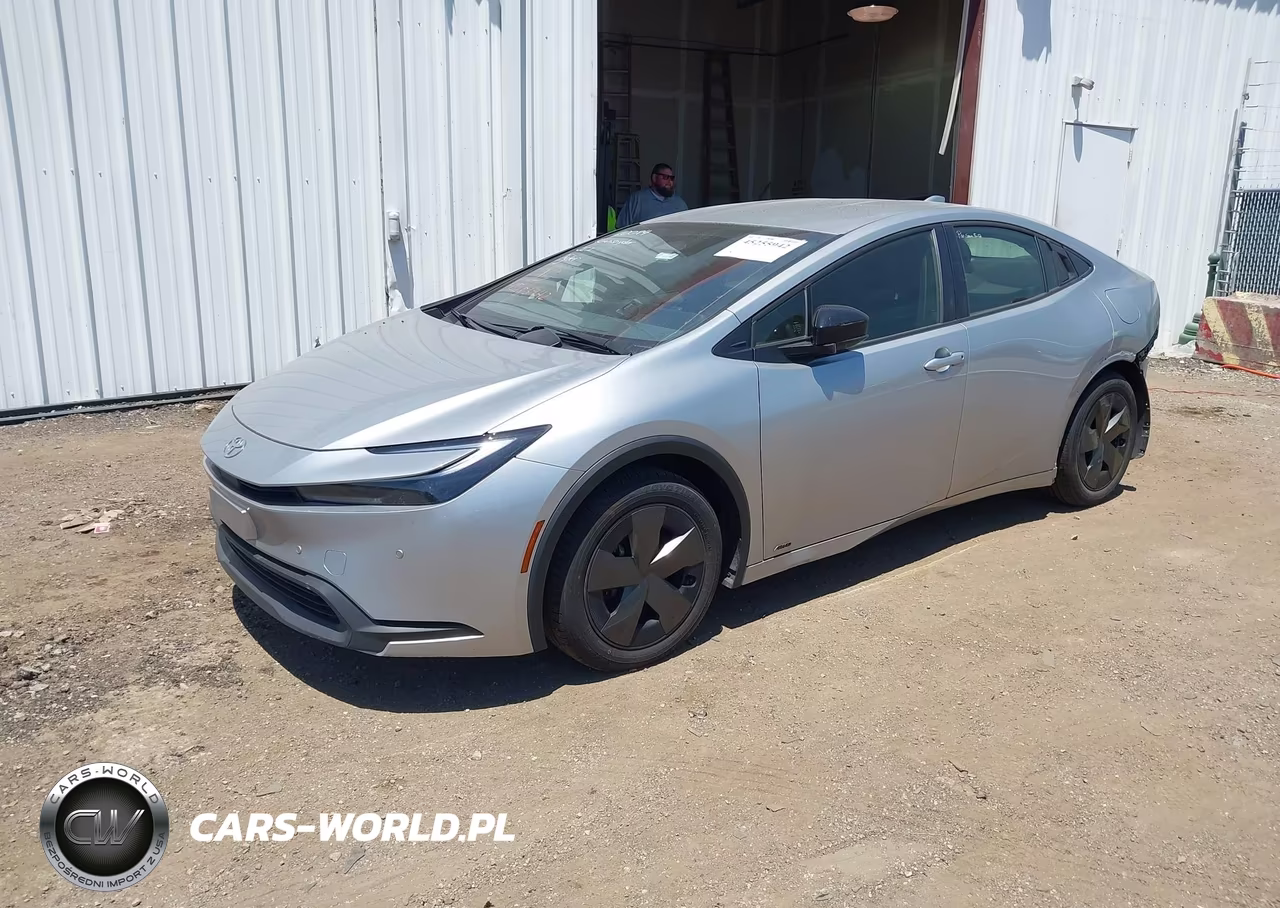 2024 Toyota Prius Le Awd-E VIN:JTDADABU7R3009109 - 2
