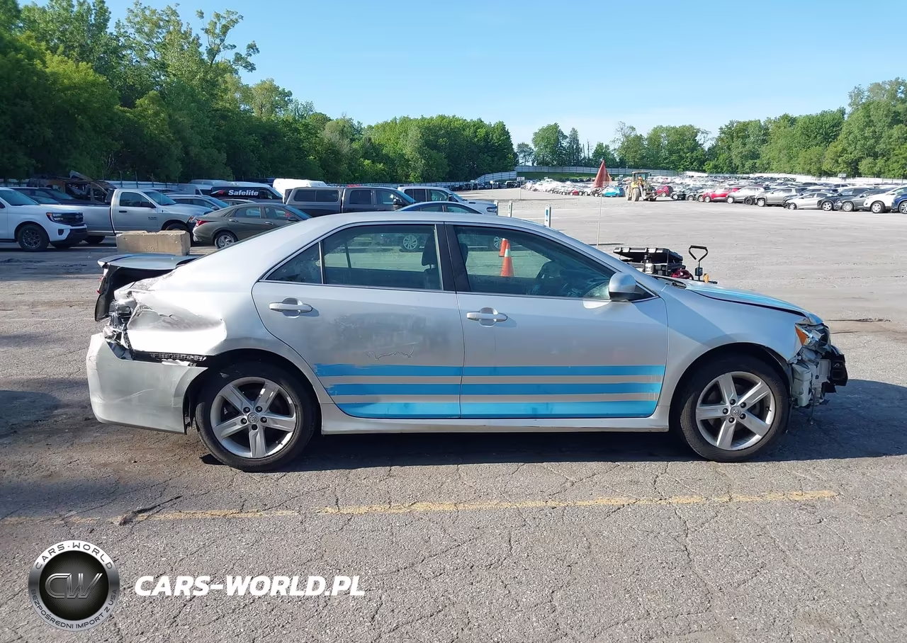 2014 Toyota Camry Se VIN:4T1BF1FK7EU312849 - 13