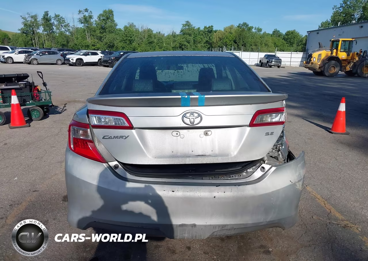 2014 Toyota Camry Se VIN:4T1BF1FK7EU312849 - 16