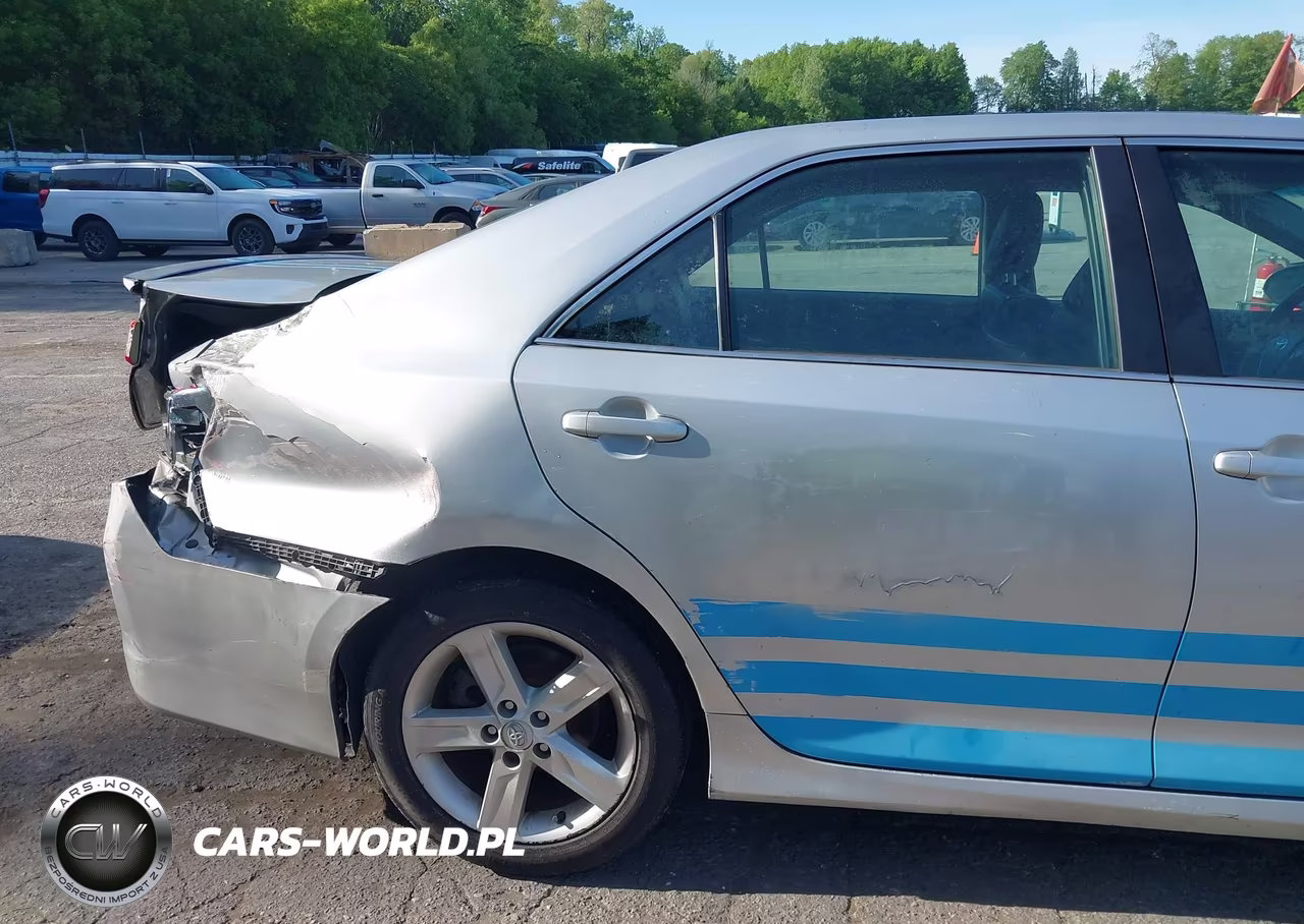 2014 Toyota Camry Se VIN:4T1BF1FK7EU312849 - 18