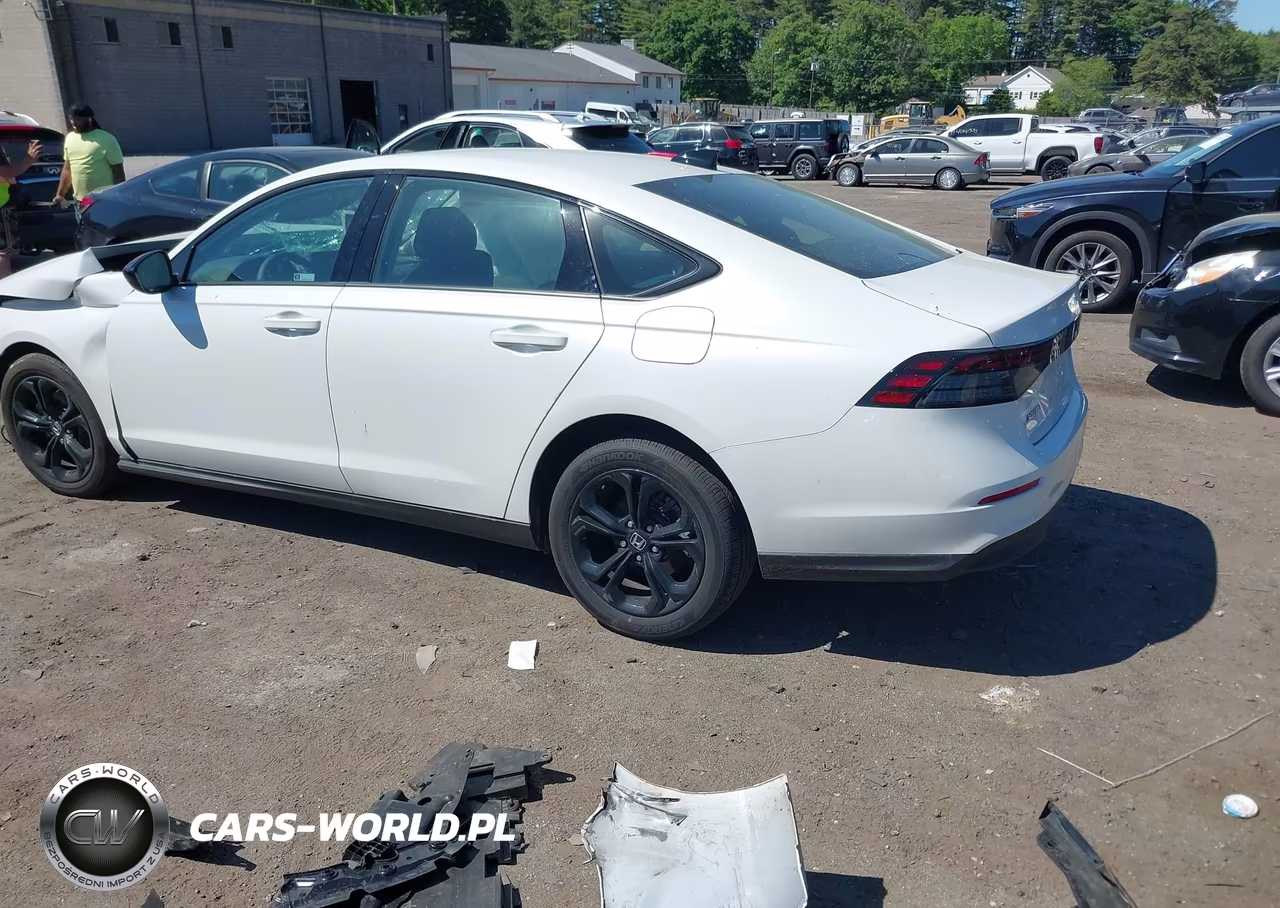 2025 Honda Accord Se VIN:1HGCY1F4XSA072943 - 3