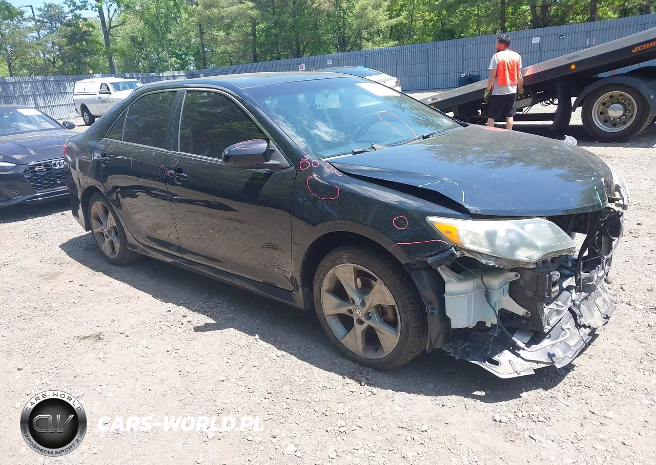 2012 Toyota Camry Se Limited Edition – zdjęcie 1 z 12