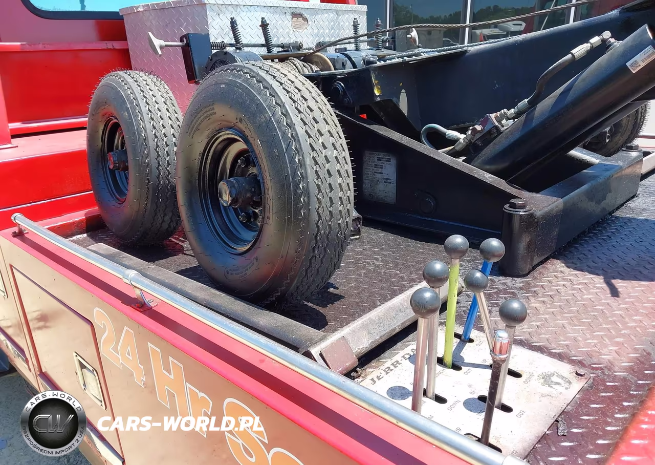 1996 International 4000 4700 VIN:1HTSCABK3TH243296 - 14