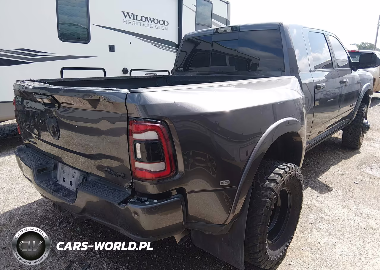 2022 Ram 3500 Limited 4X4 6'4 Box VIN:3C63RRPL8NG212646 - 4