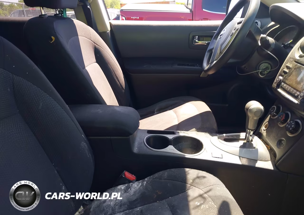 2012 Nissan Rogue S VIN:JN8AS5MV4CW703415 - 5