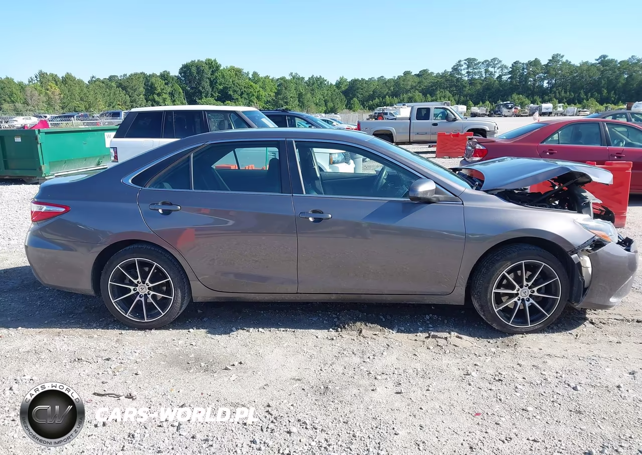 2016 Toyota Camry Le VIN:4T1BF1FK8GU257797 - 13