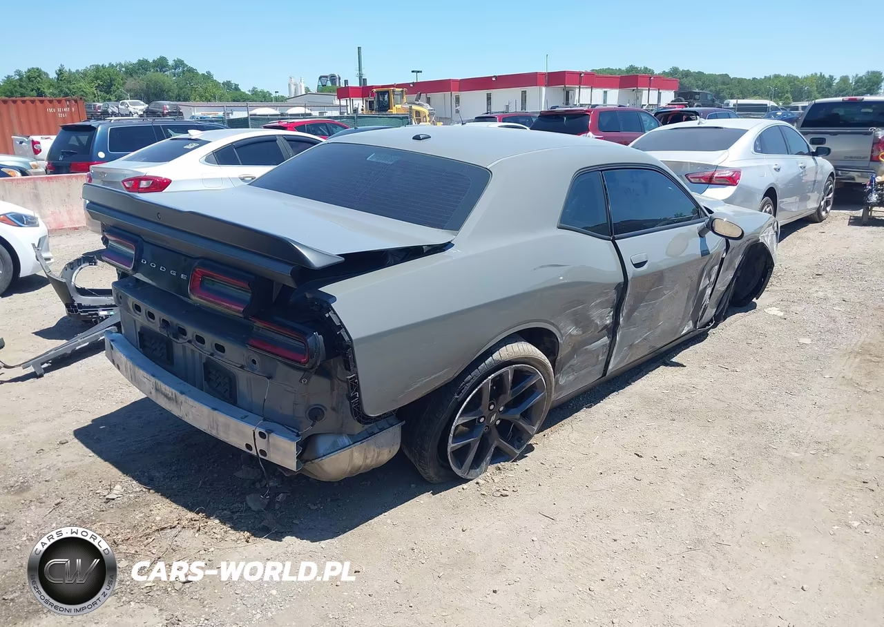 2019 Dodge Challenger Sxt VIN:2C3CDZAGXKH719518 - 4