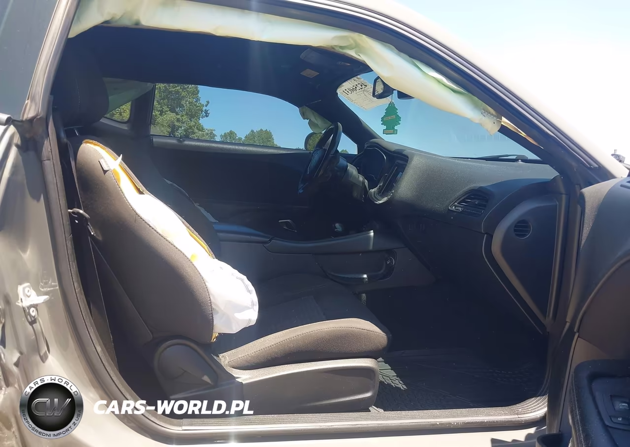2019 Dodge Challenger Sxt VIN:2C3CDZAGXKH719518 - 5