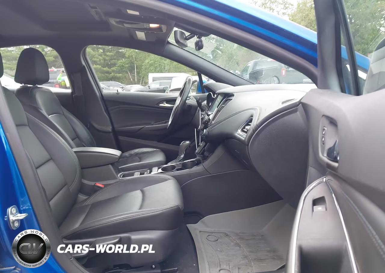 2017 Chevrolet Cruze Premier Auto VIN:3G1BF6SM5HS574858 - 5